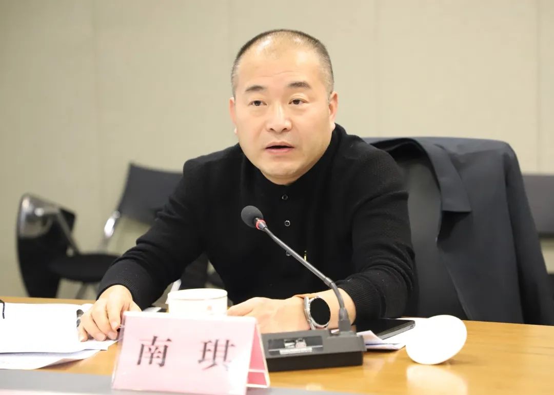 精品无码一区二区久久