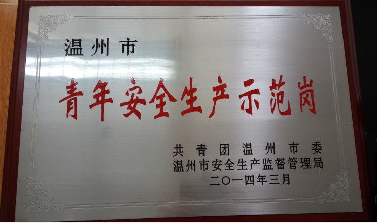 精品无码一区二区久久