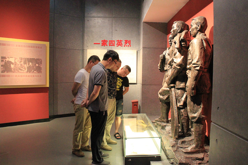 精品无码一区二区久久