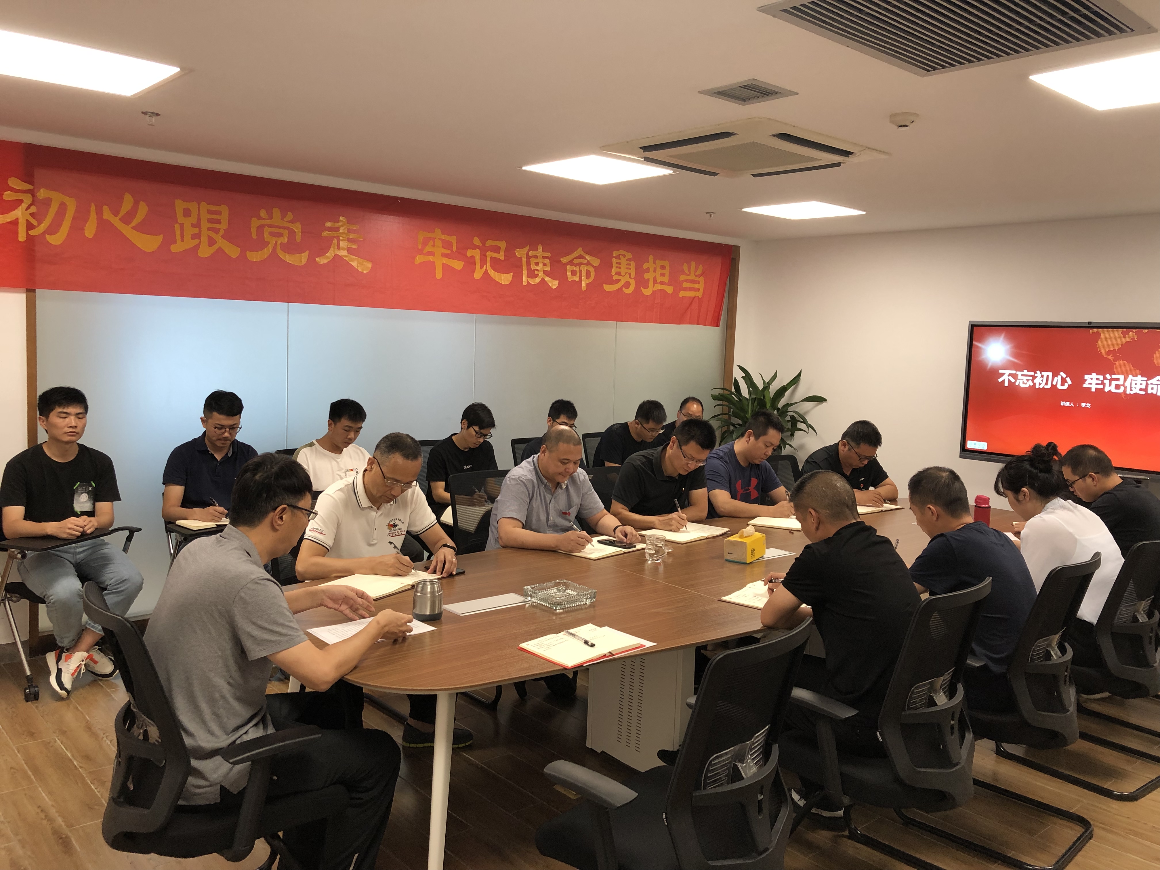 精品无码一区二区久久
